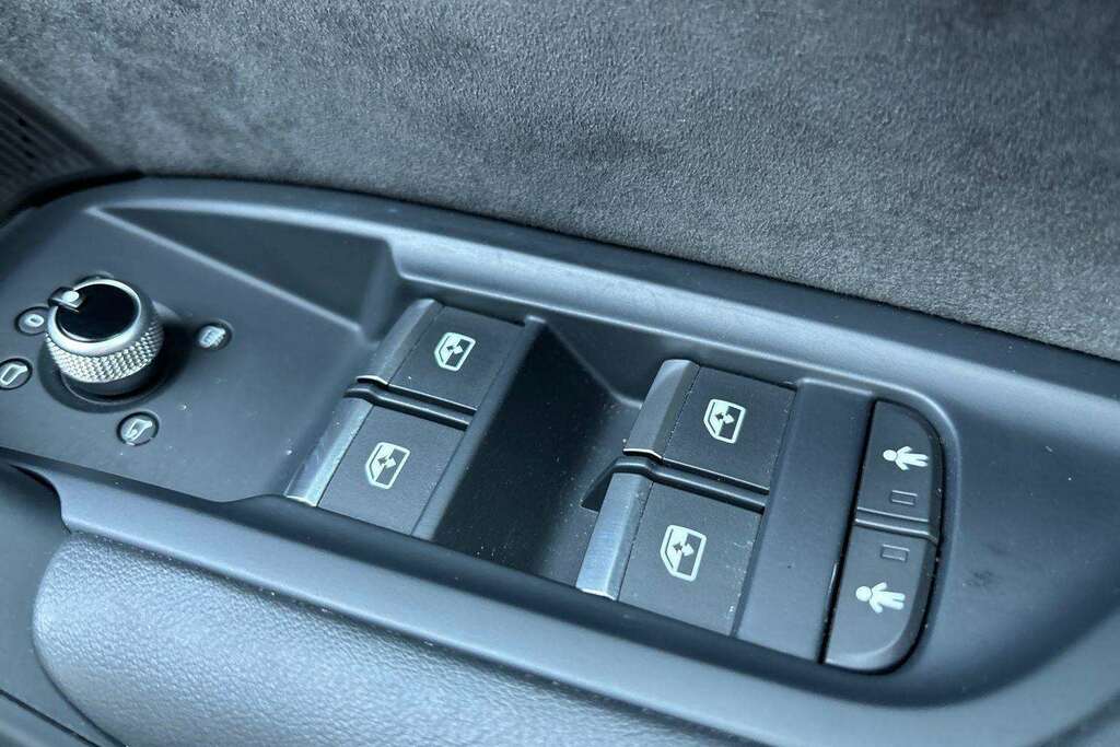 Audi Q5 2020 2.0 Tfsi 45 S Line Suv S Tronic Qu Grey #9