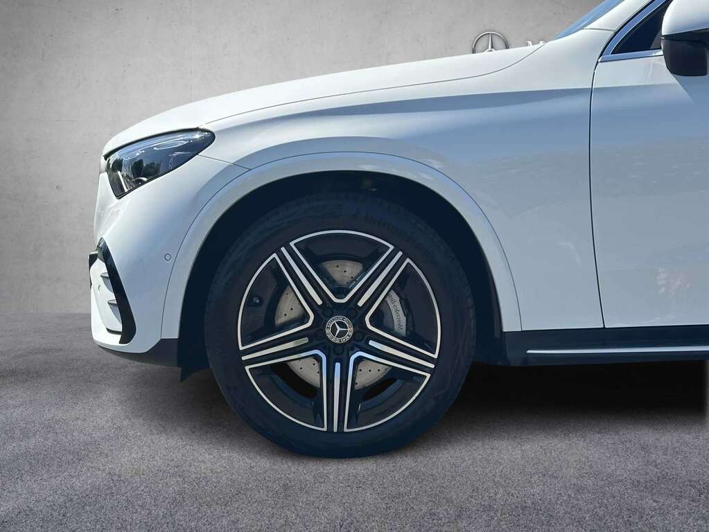 Mercedes-Benz GLC Class 220D 4Matic Amg Line Premium 9G-tronic 2023 LM73SNX White #5