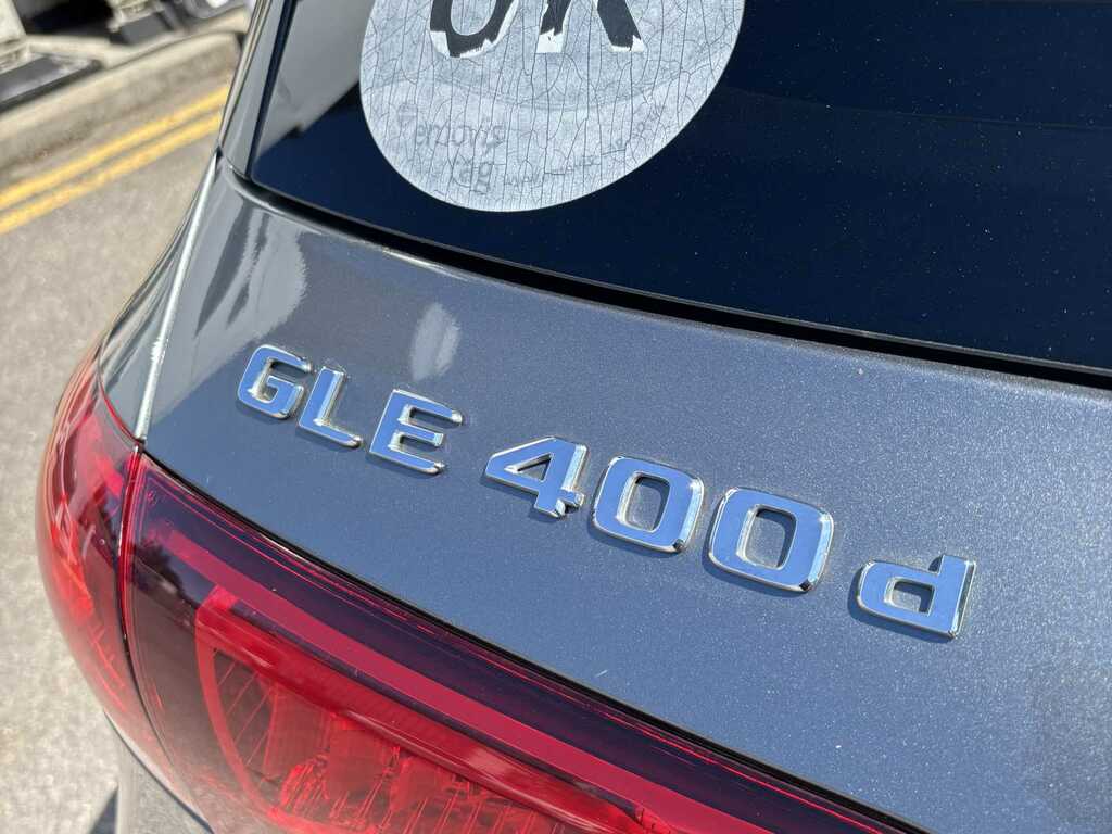 Mercedes-Benz GLE Class 350D Amg Line Premium Plus Suv G-tron Black #29