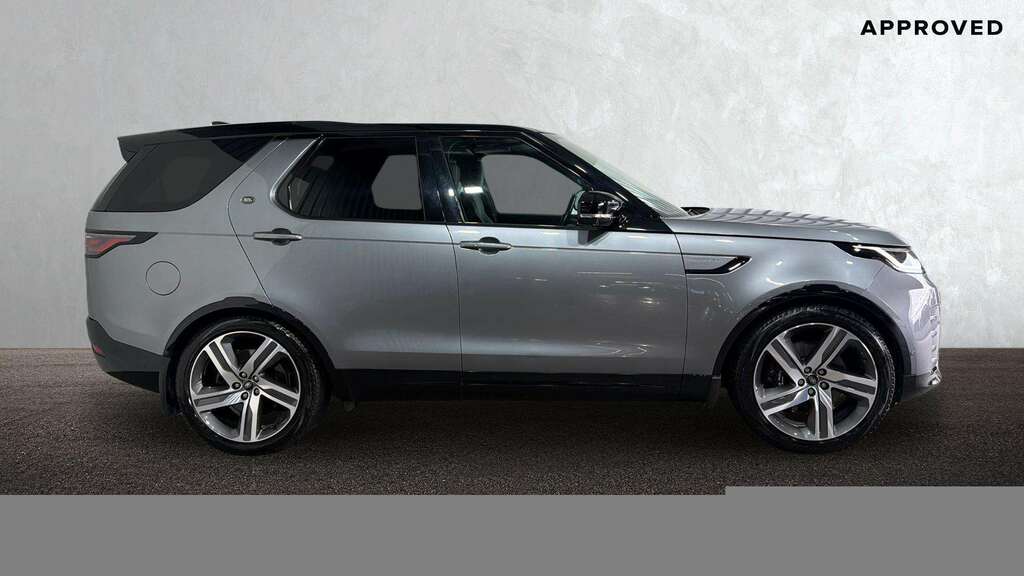 Land Rover Discovery 3.0 D300 Metropolitan Edition 2023 Grey #3