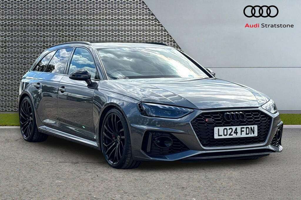 Audi RS4 Rs 4 Tfsi Quattro Carbon Black Tiptronic Cs Grey