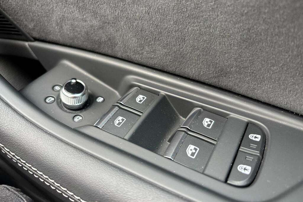 Audi RS4 2.9 Tfsi V6 Vorsprung Estate Tiptronic Black #11