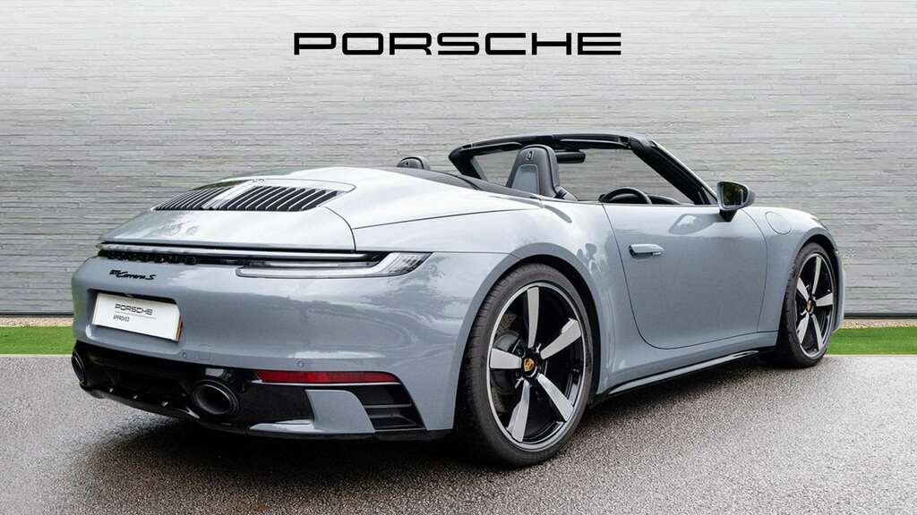 Porsche 911 Carrera S Cabriolet 2023 2023 Grey