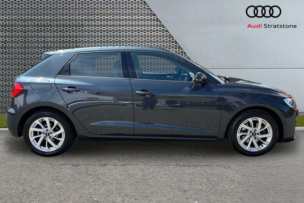 Audi A1 30 Tfsi Sport 2024 BA74LPJ #4