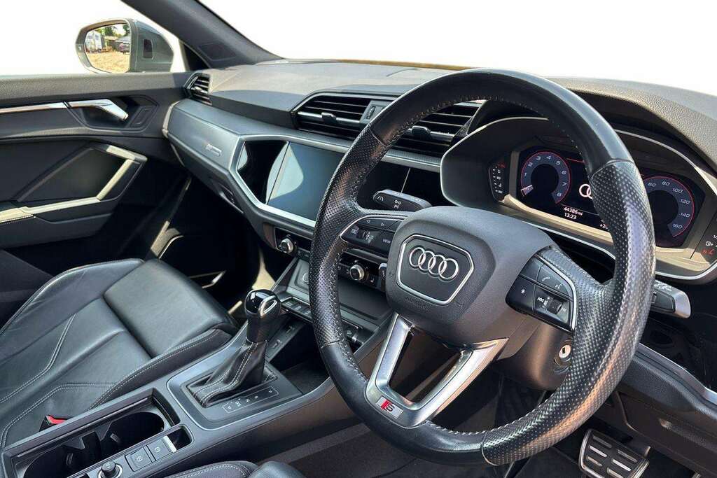 Audi Q3 35 Tfsi S Line S Tronic Comfortsound Pack 2 Grey #3