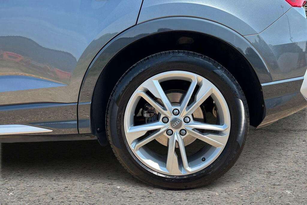 Audi Q3 35 Tfsi S Line S Tronic Comfortsound Pack 2 Grey #5