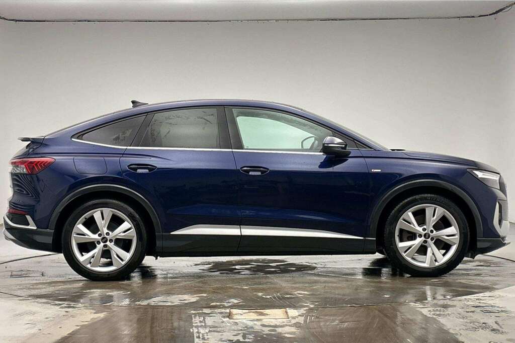 Audi Q4 E Tron 150Kw 40 82Kwh S Line 2023 Blue #5