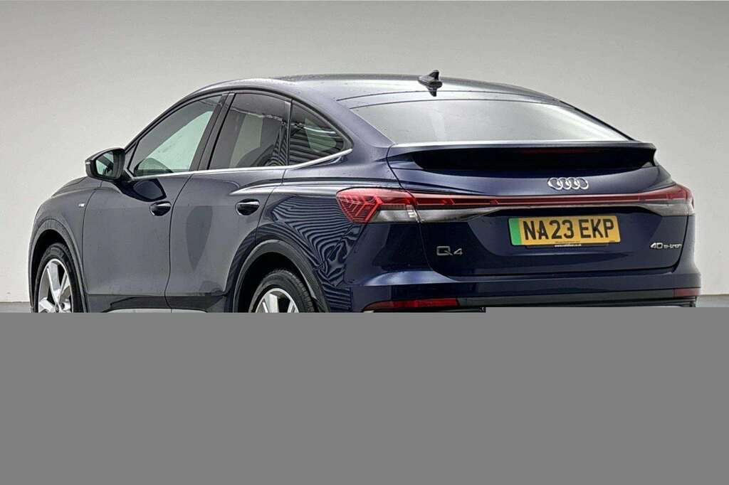 Audi Q4 E Tron 150Kw 40 82Kwh S Line 2023 Blue