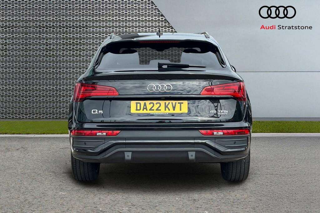 Audi Q5 45 Tfsi Quattro Edition 1 S Tronic 2022 Black #5