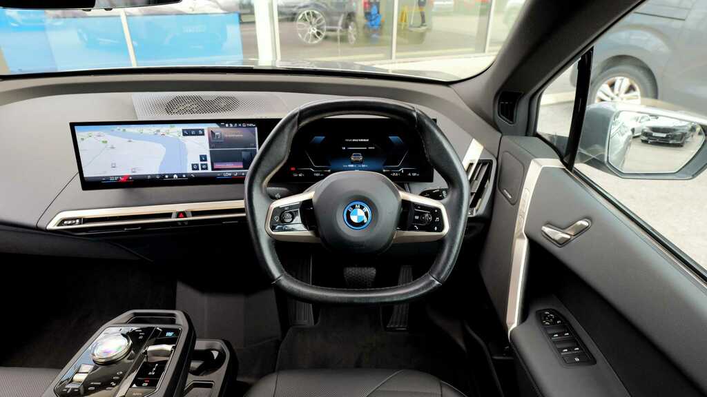 BMW iX 240Kw Xdrive40 M Sport 76.6Kwh 2023 Grey #4