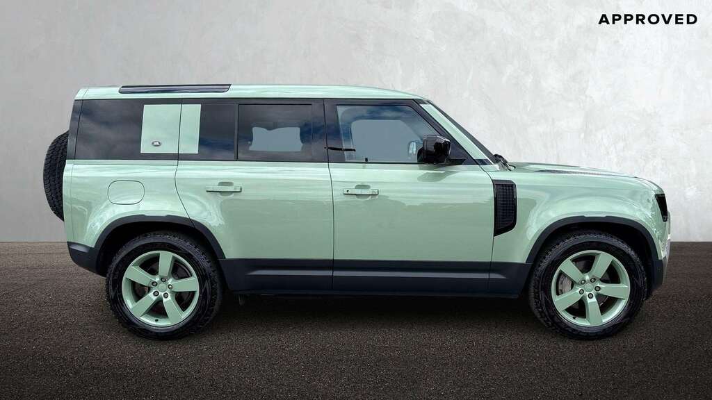 Land Rover Defender 110 3.0 D300 75Th Limited Edition 110 2023 Green #4