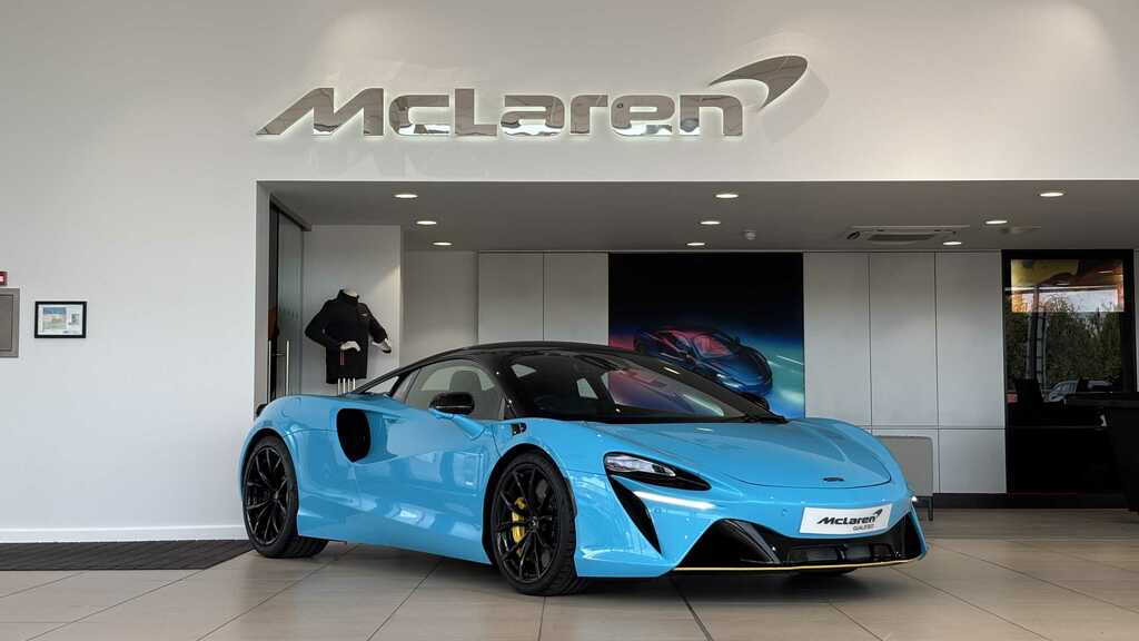 McLaren Artura V6 Phev Dct 2024 Blue