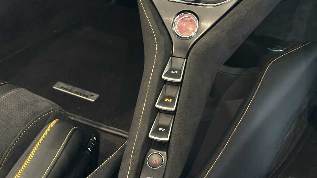 McLaren 720S 720S V8 S-a Purple #15