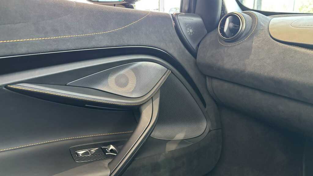 McLaren 720S 720S V8 S-a Purple #8