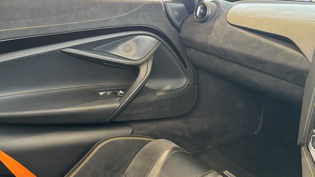 McLaren 720S 720S V8 S-a Purple #7