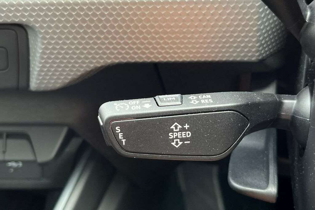 Audi A1 1.0 Tfsi 30 S Line Sportback S Tronic Black #27