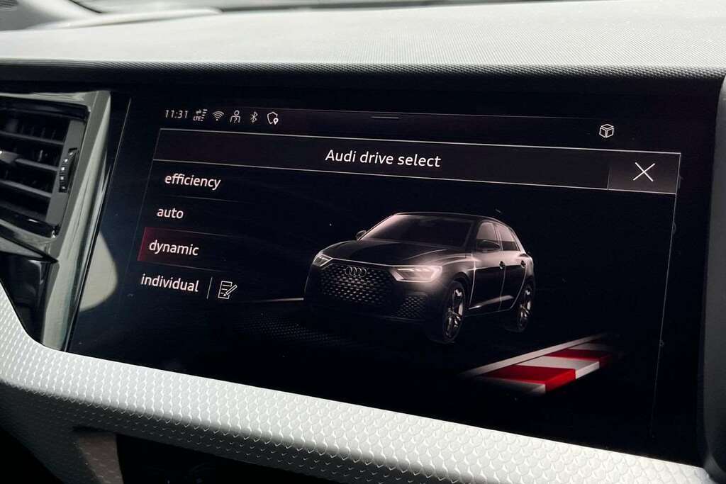 Audi A1 1.0 Tfsi 30 S Line Sportback S Tronic Black #26