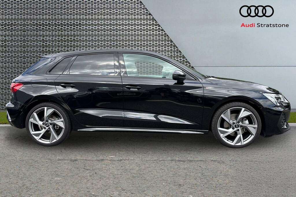 Audi A3 1.5 Tfsi 150 Black Edition S Tronic 2026  #4