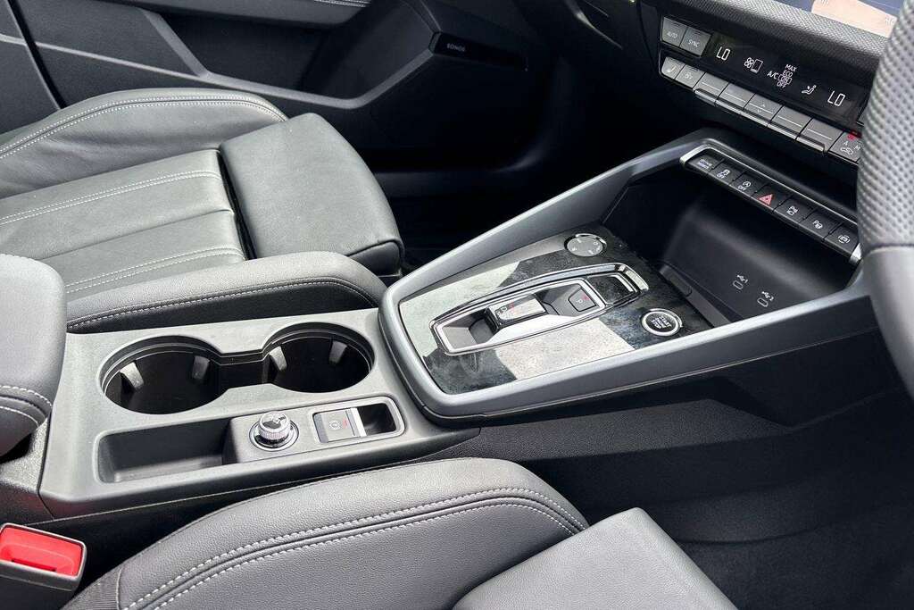 Audi A3 1.5 Tfsi S Line Sportback S Tronic Euro White #11