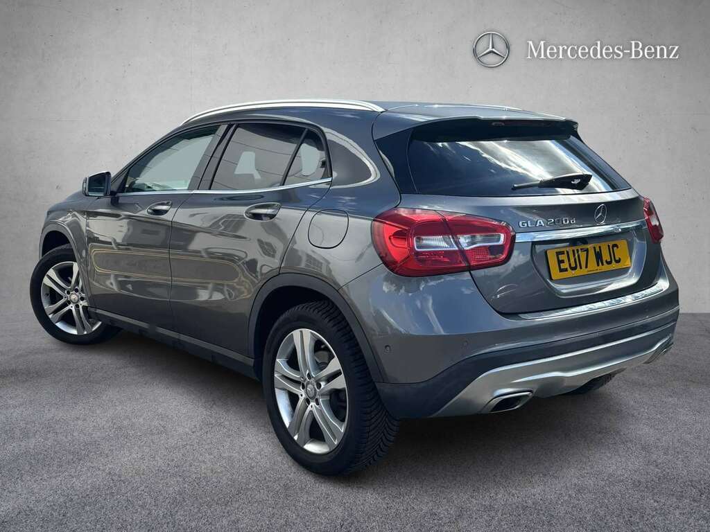 Mercedes-Benz GLA Class 200D Sport Executive 2017 Grey