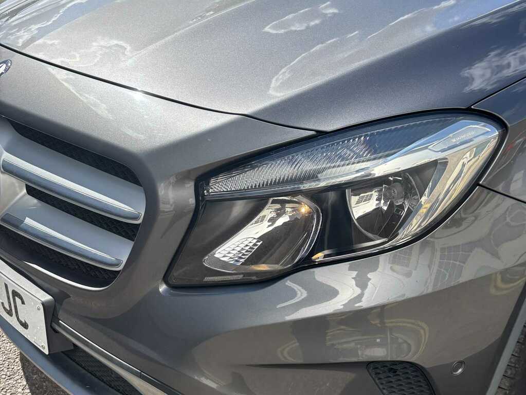 Mercedes-Benz GLA Class 200 Amg Line Suv Euro 6 Ss 1 Black #21