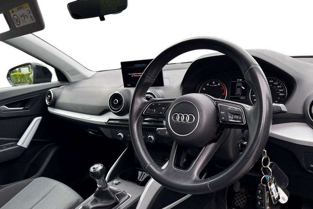 Audi Q2 30 Tfsi Se 2019 Black #2