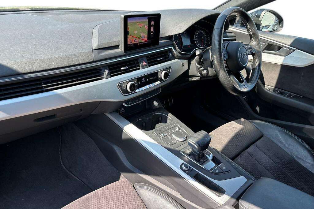 Audi A5 2.0 Tfsi S Line S Tronic 2018 Black #2