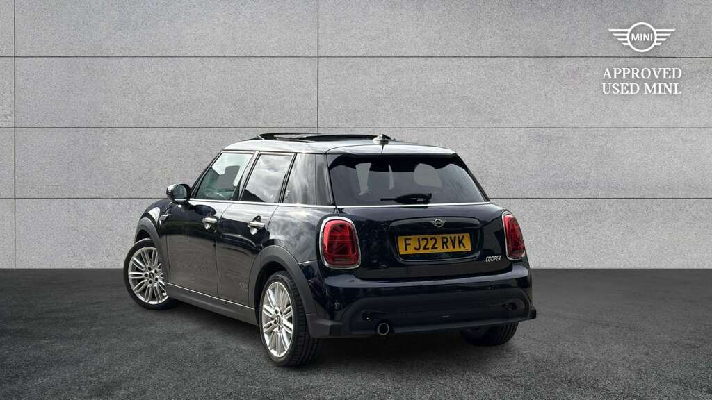 Mini Clubman 1.5 Cooper Exclusive 6Dr Comfortnav Pack 2022