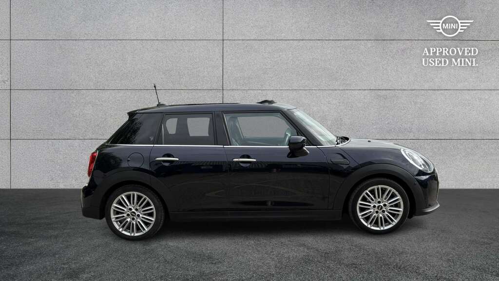 Mini Hatch 1.5 C Exclusive 2022 FJ22RVK Blue #3