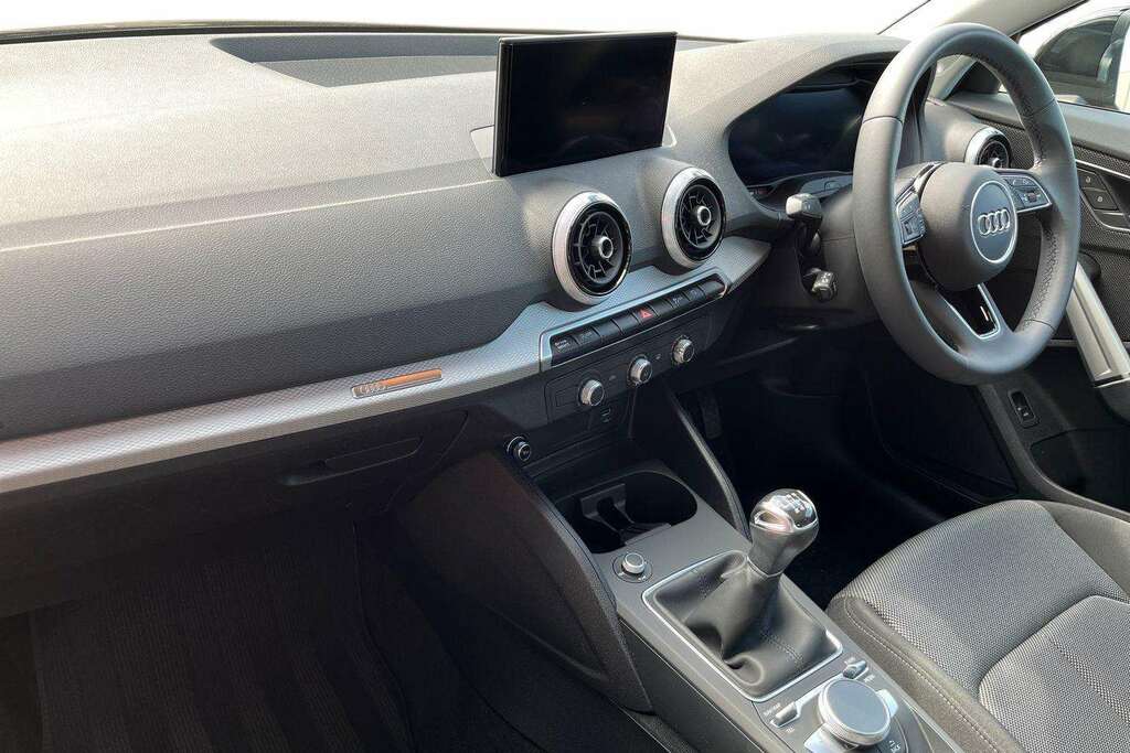 Audi Q2 30 Tfsi Sport 2023 Black #2