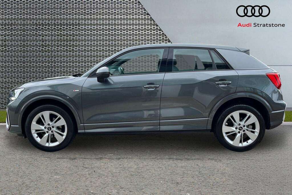 Audi Q2 30 Tfsi S Line 2023 Grey #6