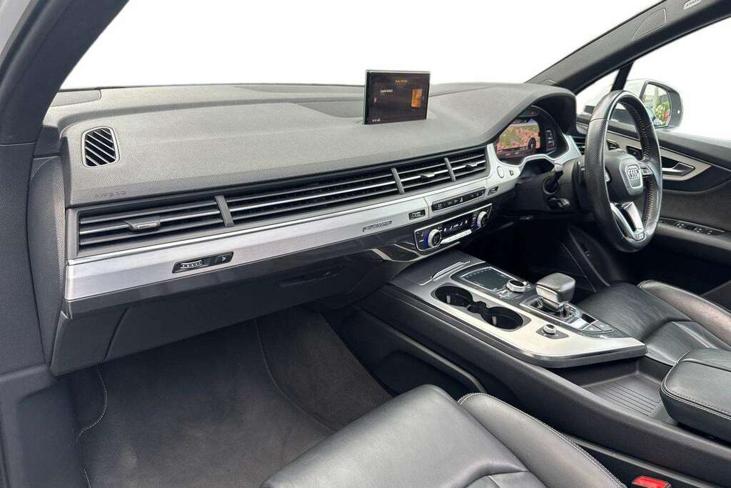 Audi Q7 3.0 Tdi Quattro S Line Tip 2019 White #2