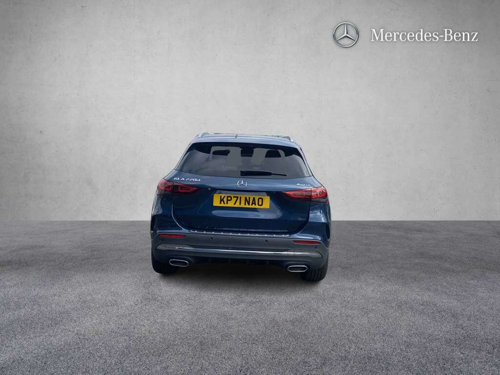 Mercedes-Benz GLA Class 220D 4Matic Amg Line Premium Plus 2021 KP71NAO Blue #4