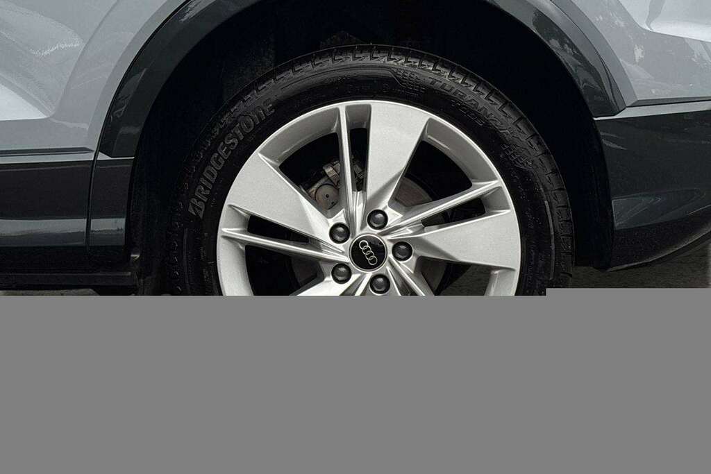 Audi Q2 35 Tfsi S Line S Tronic 2025 Grey #6