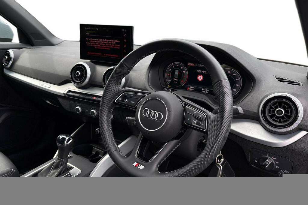 Audi Q2 35 Tfsi S Line S Tronic 2025 Grey #3