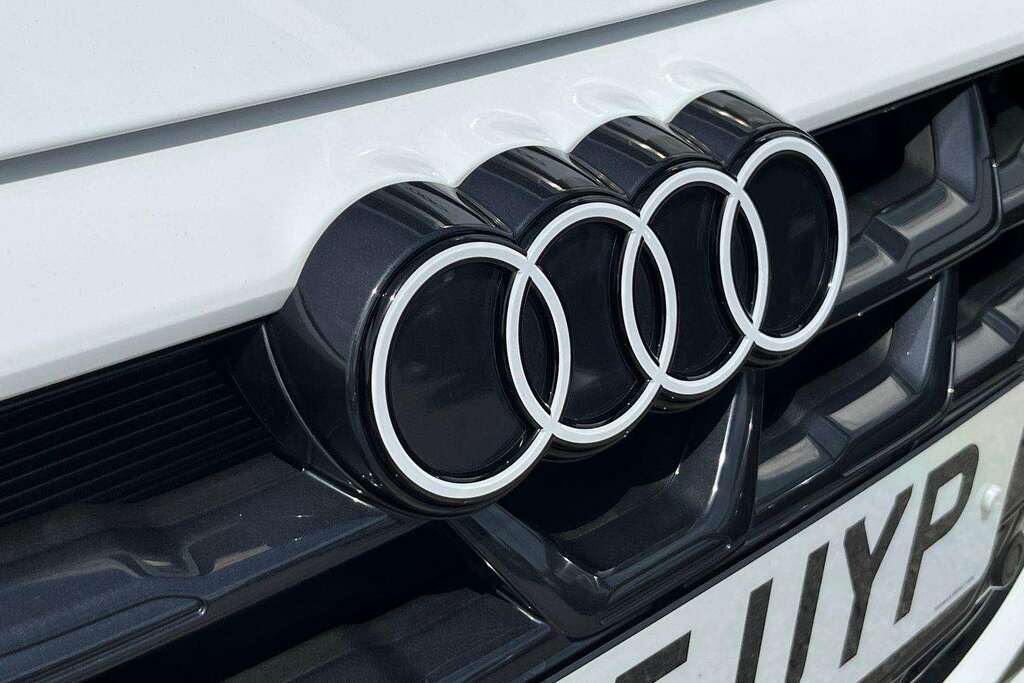 Audi A3 1.5 Tfsi 150 S Line S Tronic 2025 White #6
