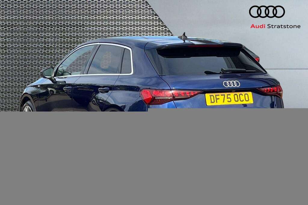 Audi A3 1.5 Tfsi 150 S Line S Tronic 2025 DF75OCO Blue #3