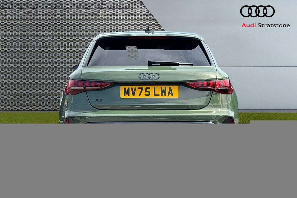 Audi A3 1.5 Tfsi 150 Black Edition S Tronic 2025 MV75LWA Green #5