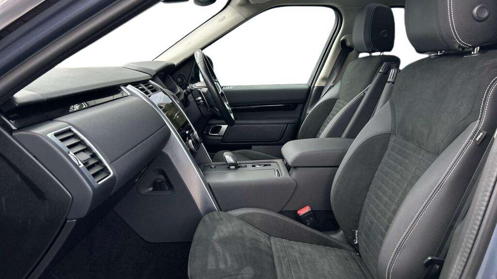 Land Rover Discovery 3.0 D300 S 2022 Blue #3