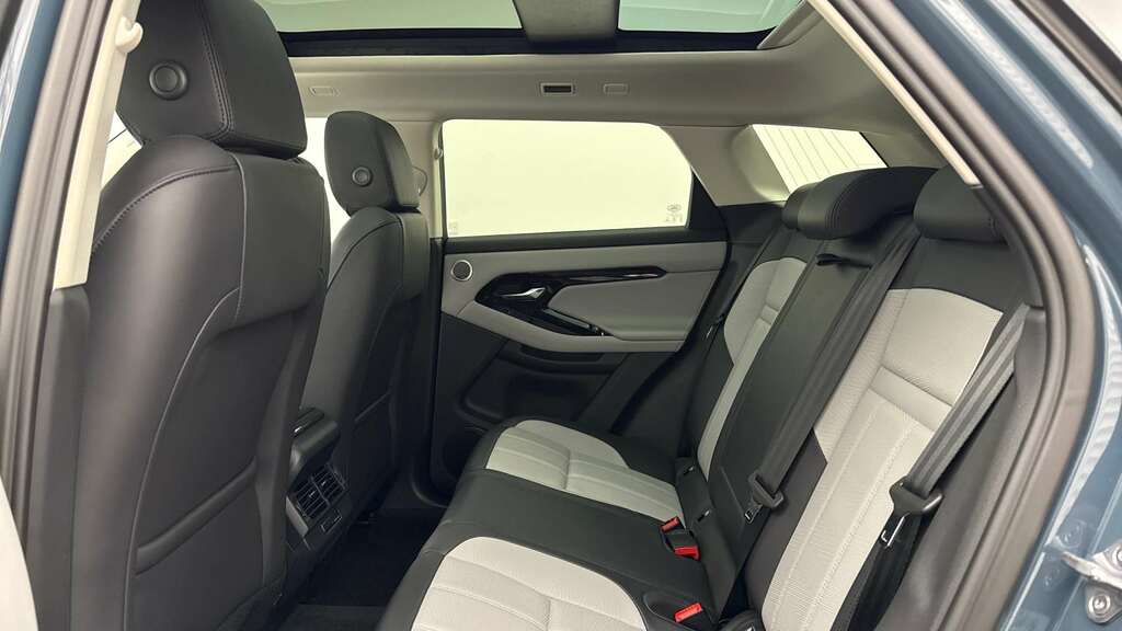 Land Rover Range Rover Evoque 2.0 D200 Dynamic Hse 2025 Blue #4