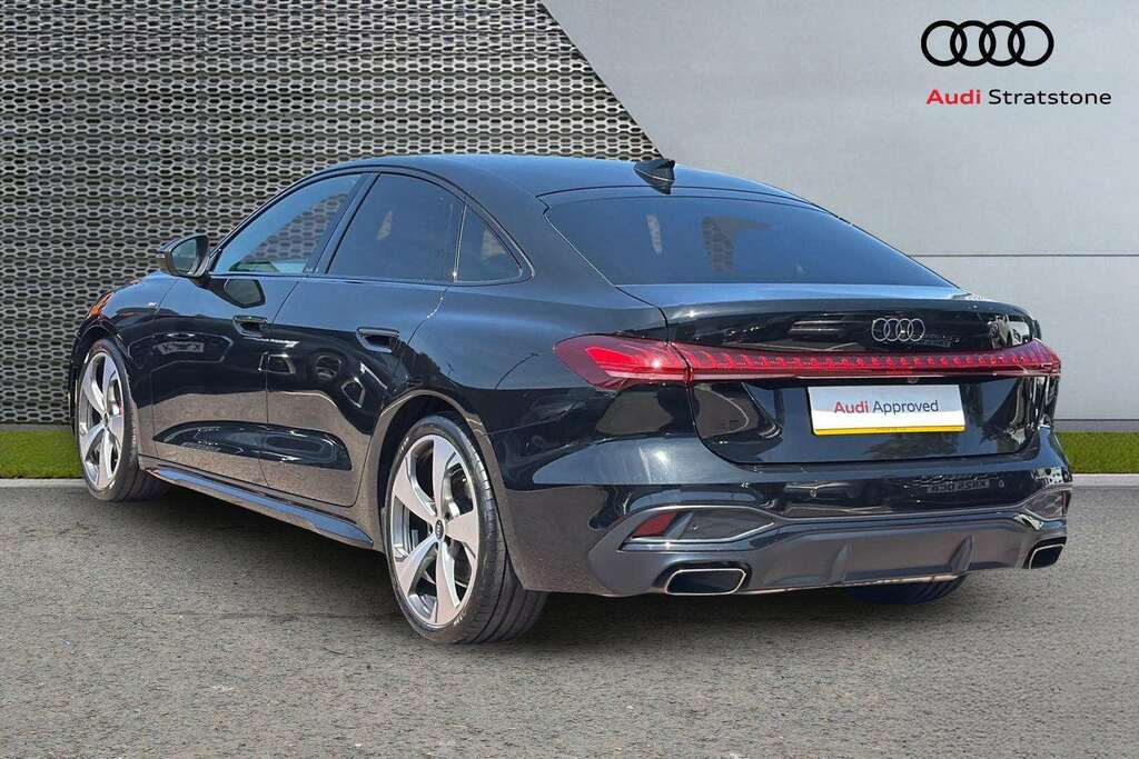 Audi A5 2.0 Tfsi 204 Edition 1 S Tronic 2026 Black #3