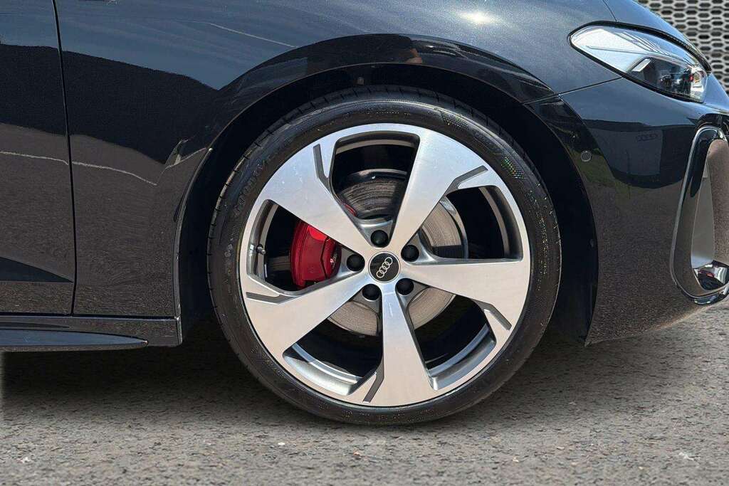 Audi A5 2.0 Tfsi 204 Edition 1 S Tronic 2026 Black #4