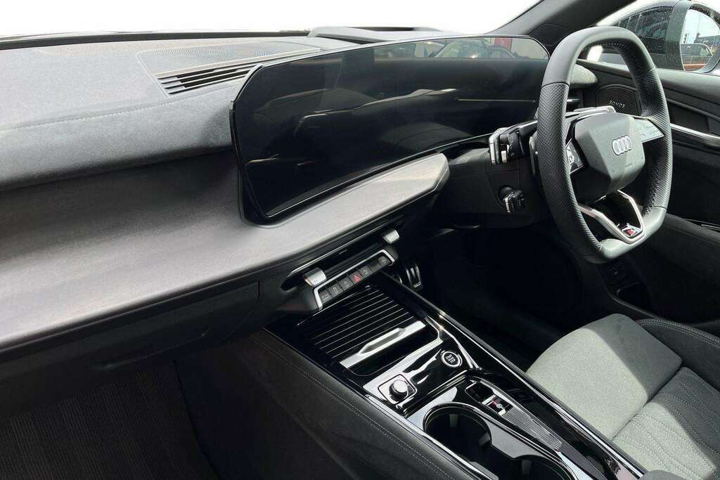 Audi Q3 2.0 Tfsi Quattro Edition 1 S Tronic 2026 Black #2