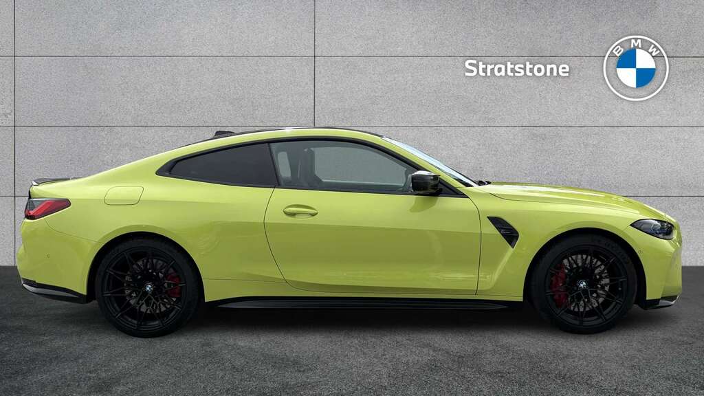 BMW M4 Xdrive Competition M Step 2023 YJ72ANZ Yellow #3