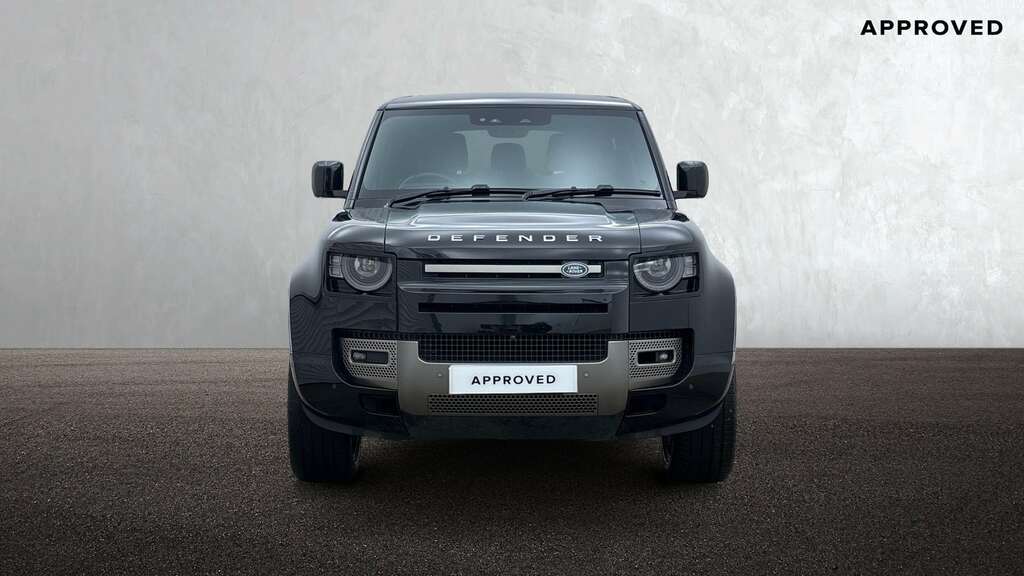 Land Rover Defender 90 3.0 D300 X-dynamic Hse 90 2024 Black #4