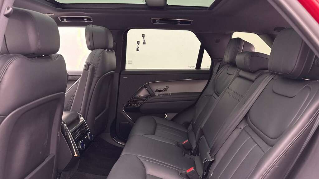 Land Rover Range Rover Sport 3.0 P460e Dynamic Se 2024 Red #4