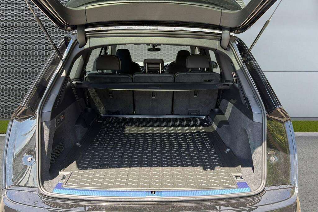 Audi Q7 Audi Q7 Estate 55 Tfsi Quattro S Line Tiptroni Blue #10