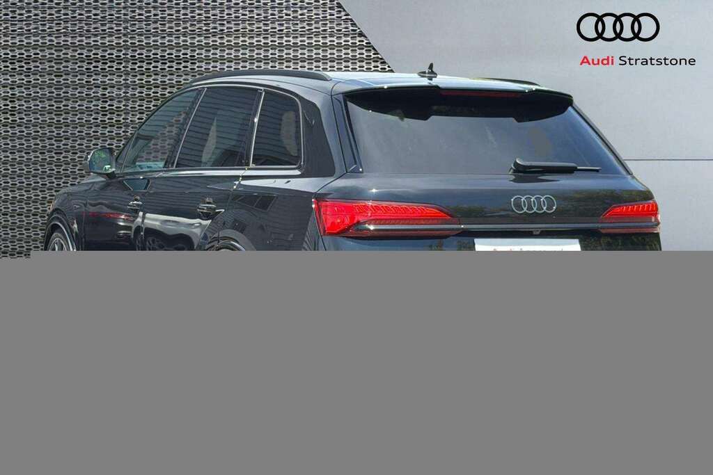 Audi Q7 Sq7 Tfsi Quattro Black Ed Tiptronic 2025 Black #3