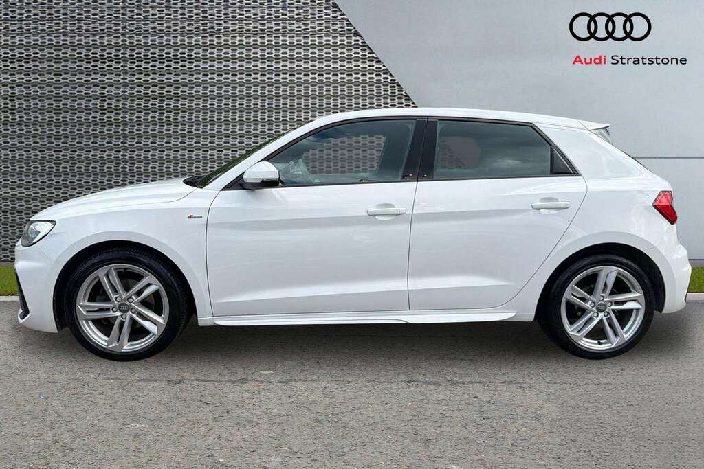 Audi A1 30 Tfsi S Line S Tronic 2019 BM19ZUC White #6