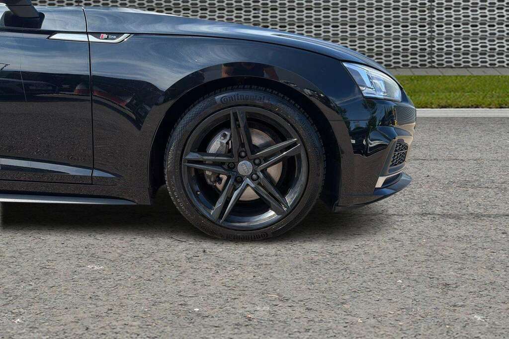 Audi A5 2.0 Tdi Quattro S Line S Tronic 2018 KX18DEP Black #4